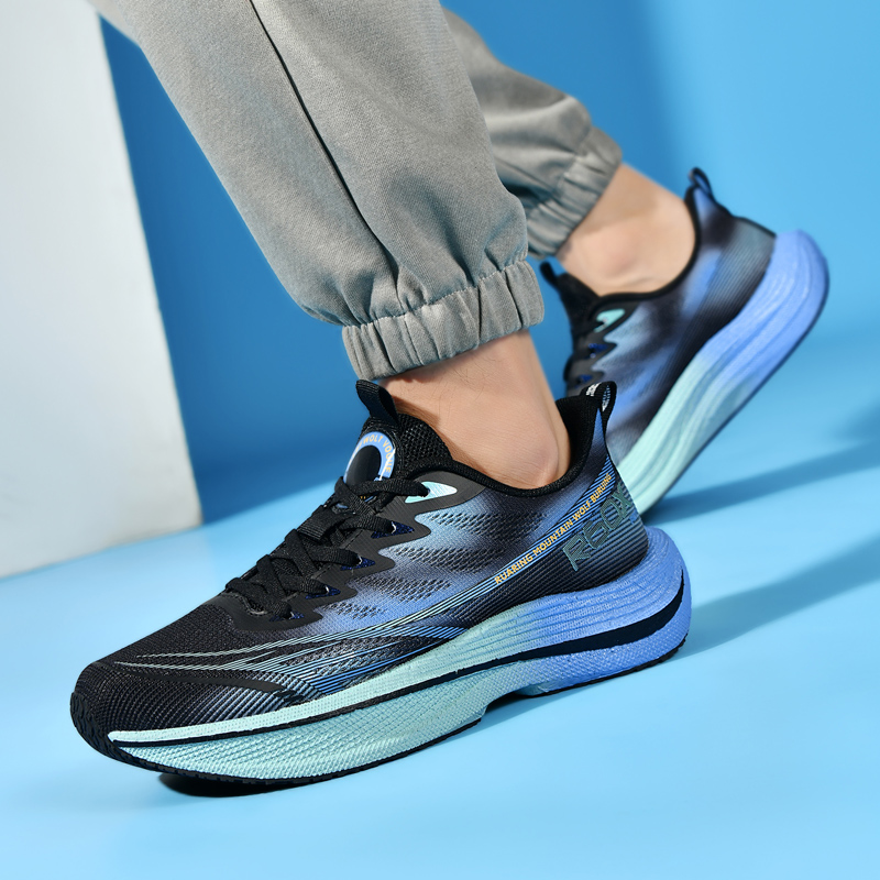 Popcorn Sneakers, Ultra-Light  - Running Shoe Carbon recensione e prezzo