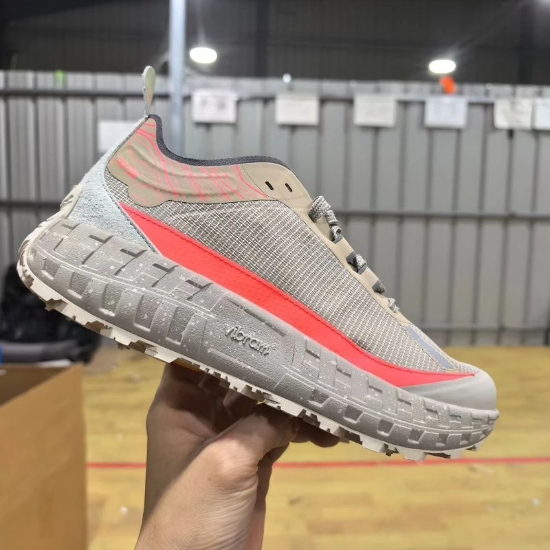 2026 New Hiking Shoes for Men  - Running Gear Woman recensione e prezzo