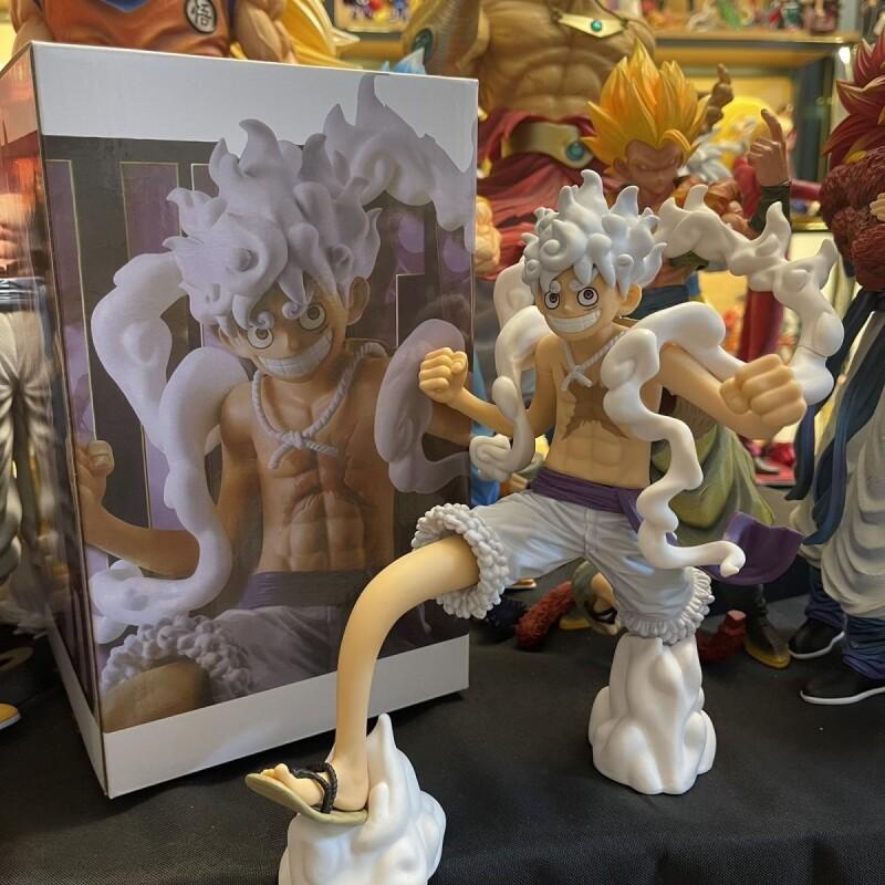 Bandai One Piece Running Nika  - Running Gear Gifts recensione e prezzo